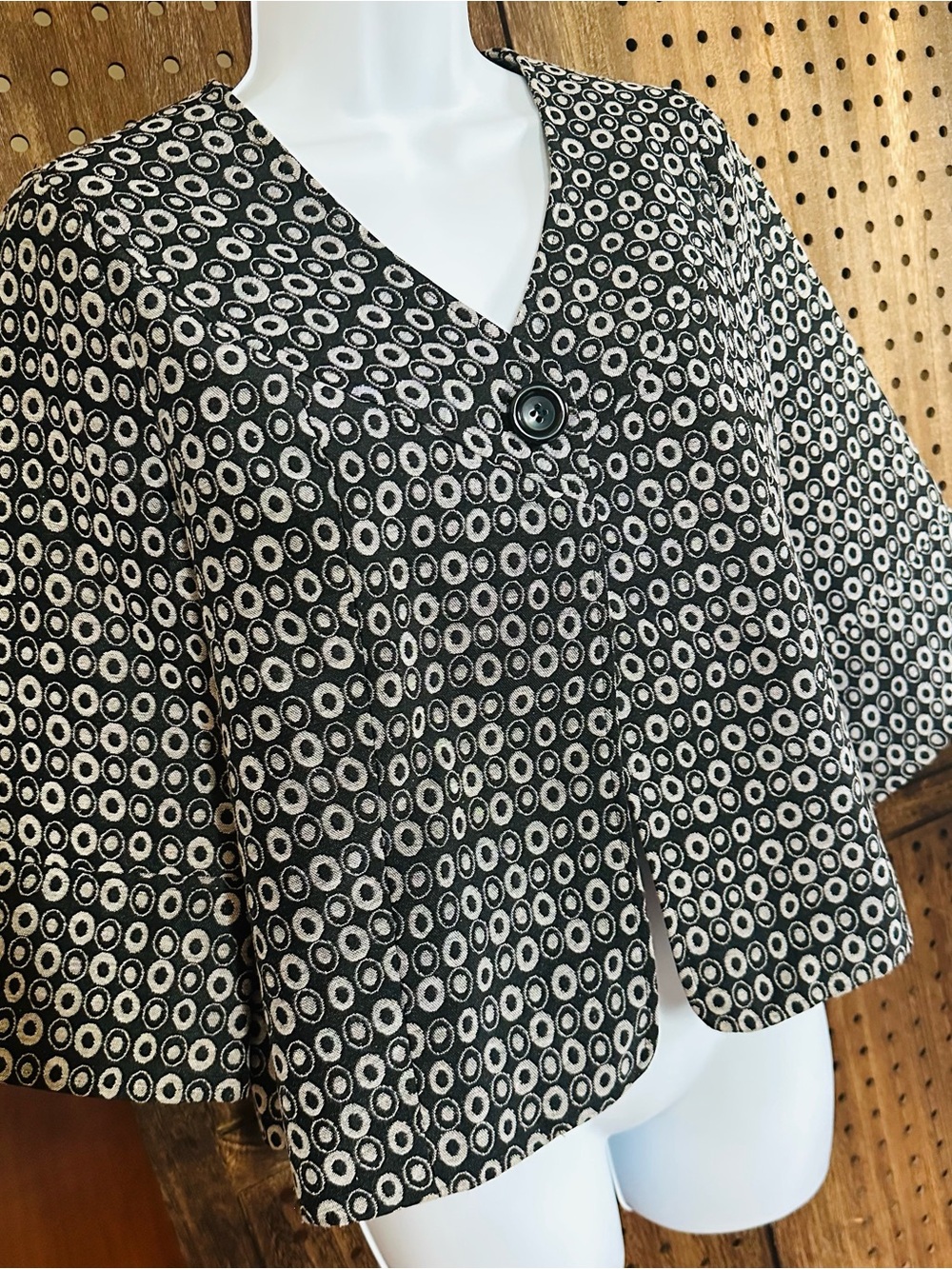 Notations Black and White Circle-Print V-Neck Tunic Size S